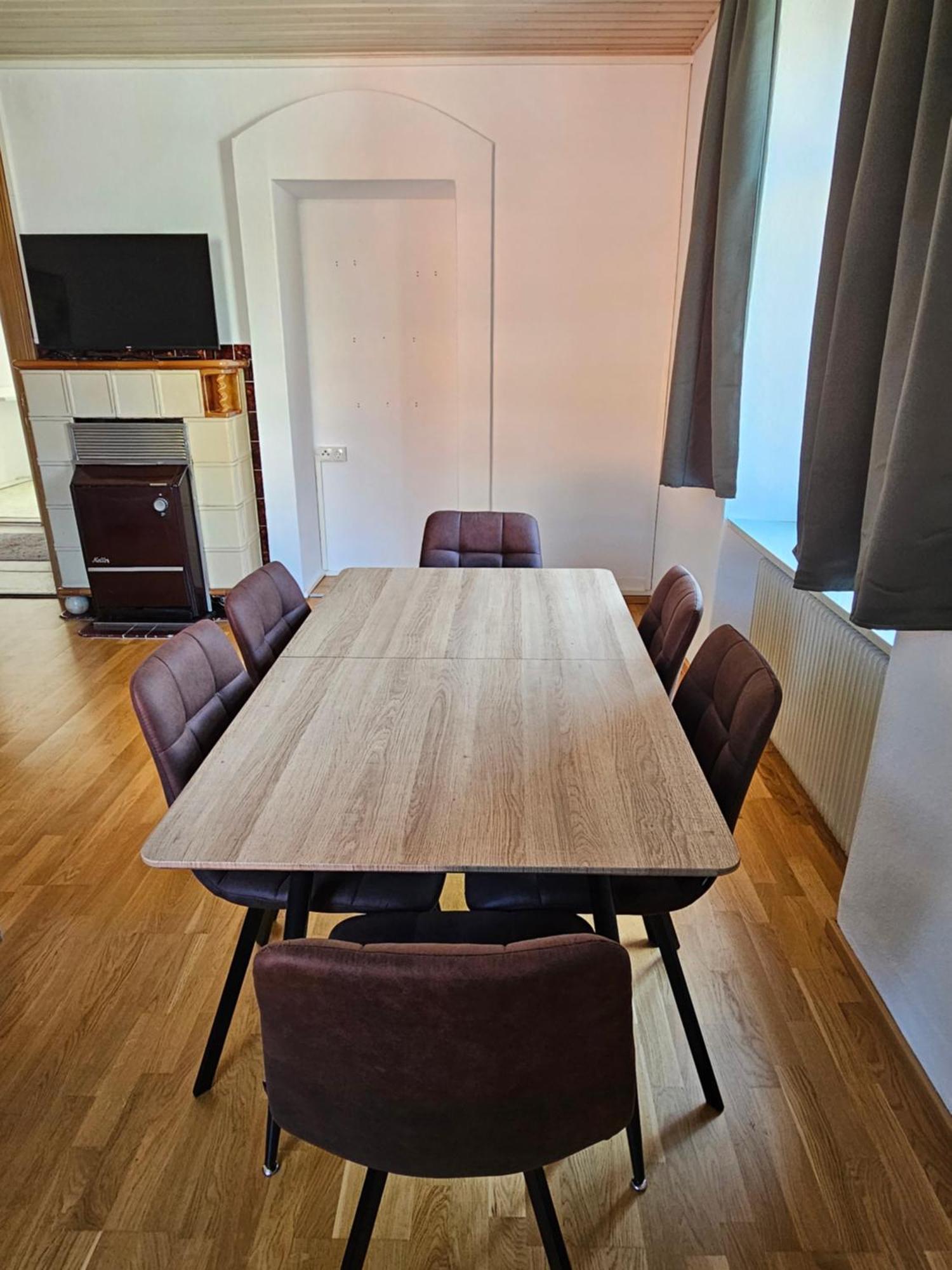 Zeitlose Altbauwohnung Am * Bregenz